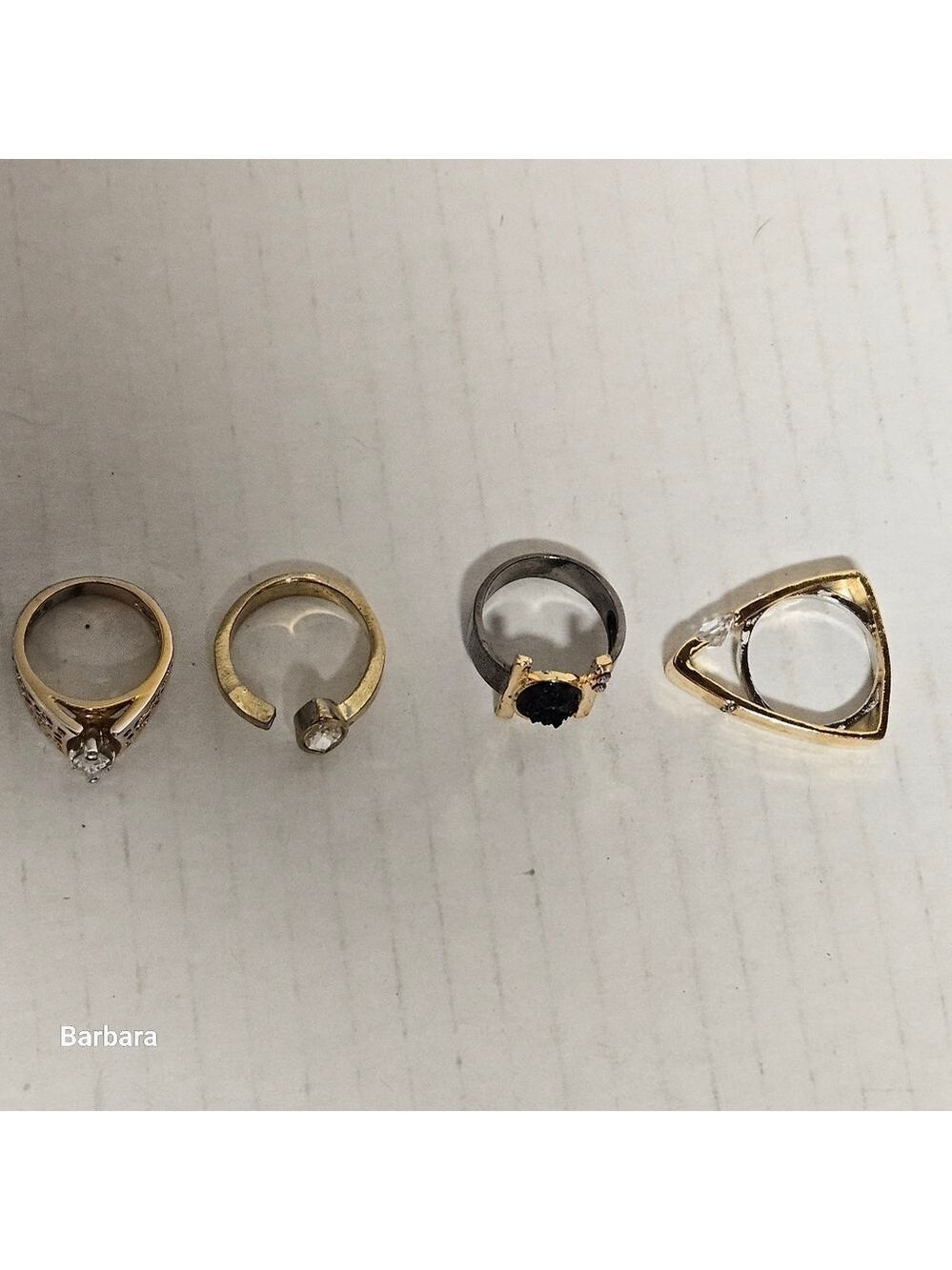 4-Piece Gold-tone Dinner Rings Lot - Picture 2 of 14